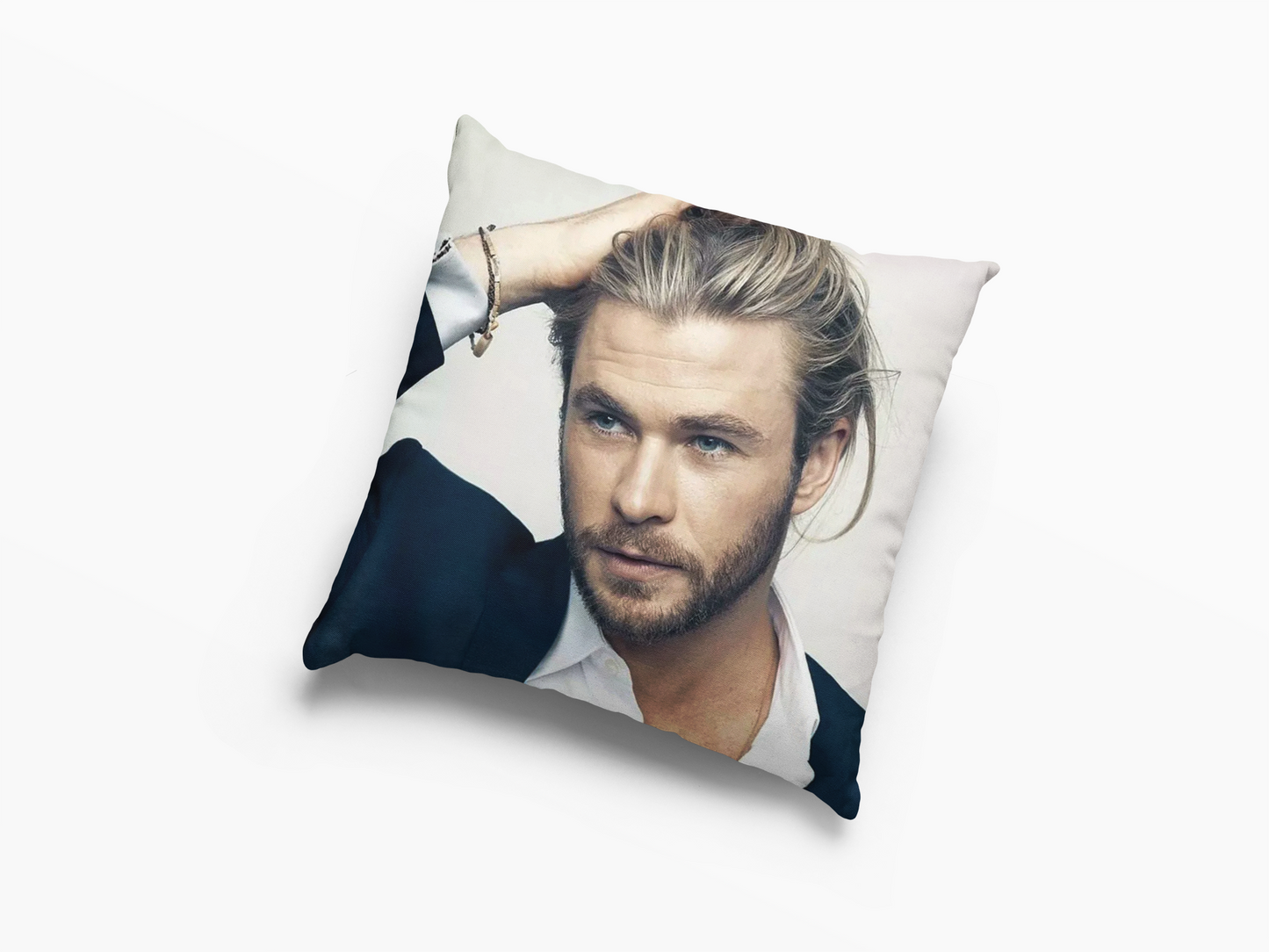Chris Hemsworth Cushion Case / Pillow Case