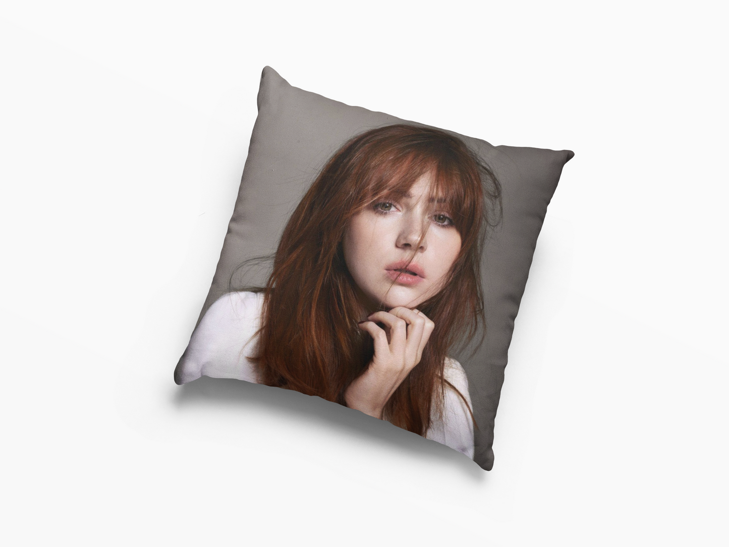 Karen Gillan Face Cushion Case / Pillow Case