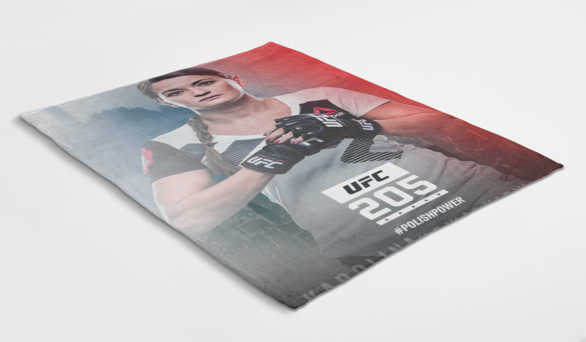 Karolina Kowalkiewicz UFC 2015 Polishpower Blanket