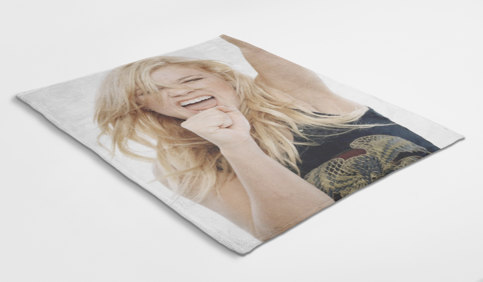 Kelly Clarkson Metal Style Blanket