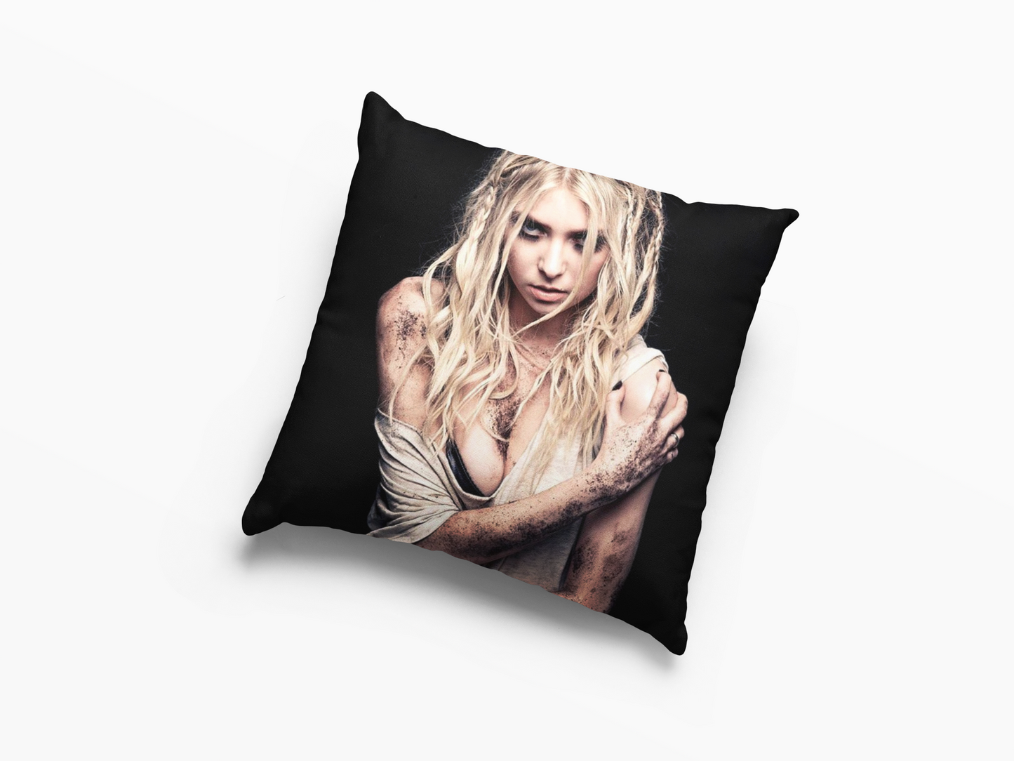 Taylor Momsen The Pretty Reckless Cushion Case / Pillow Case